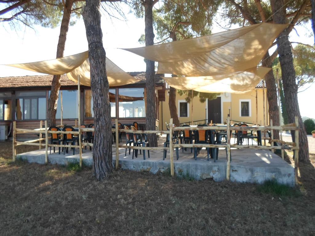Agriturismo Toscanella Montebello Exteriér fotografie